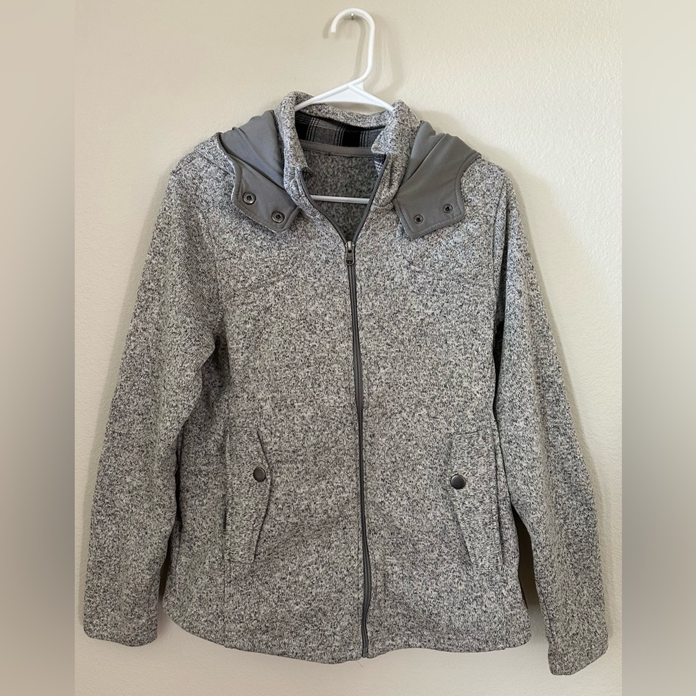 Eddie Bauer sweatshirt